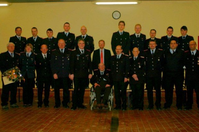 2012-02-11 -21- JHV FF BLtbg Geehrten Gaeste (4)